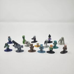 Minecraft Mini Figures Diecast 16 Pcs